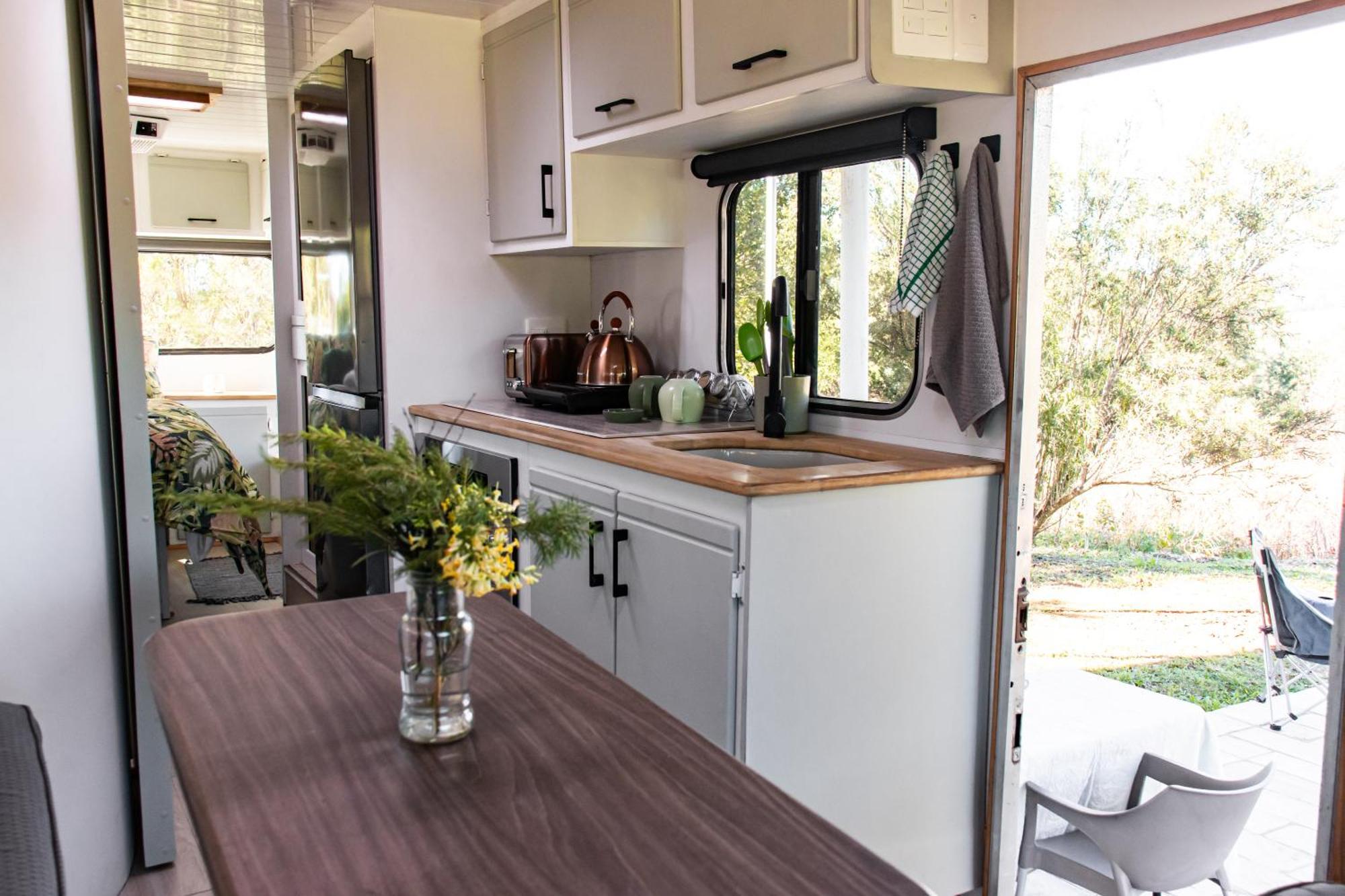 Tranquility Farmstays Уинтертон Экстерьер фото